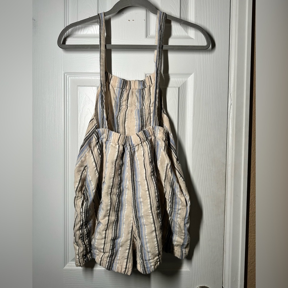 Urban Outfitters Chelsea Linen Short Overalls — Size S - Picture 3 of 4